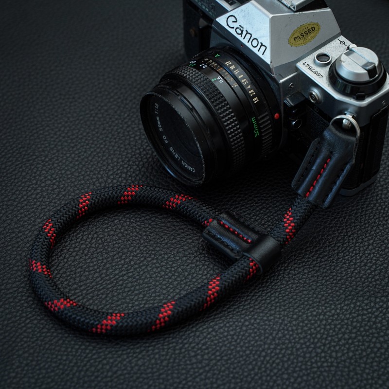 CWS Rope Camera Wrist Strap Black/Red